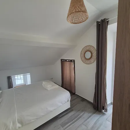 Le Petit Pecheurs Apartment *